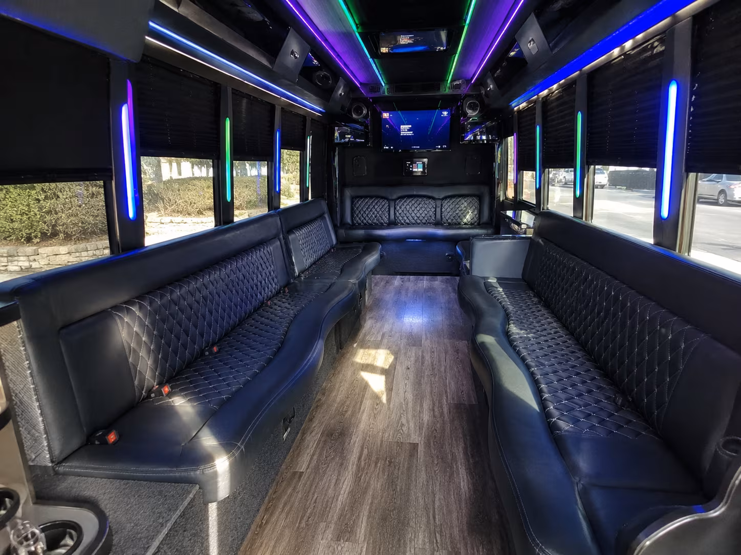 victoria 15 passenger party bus interior